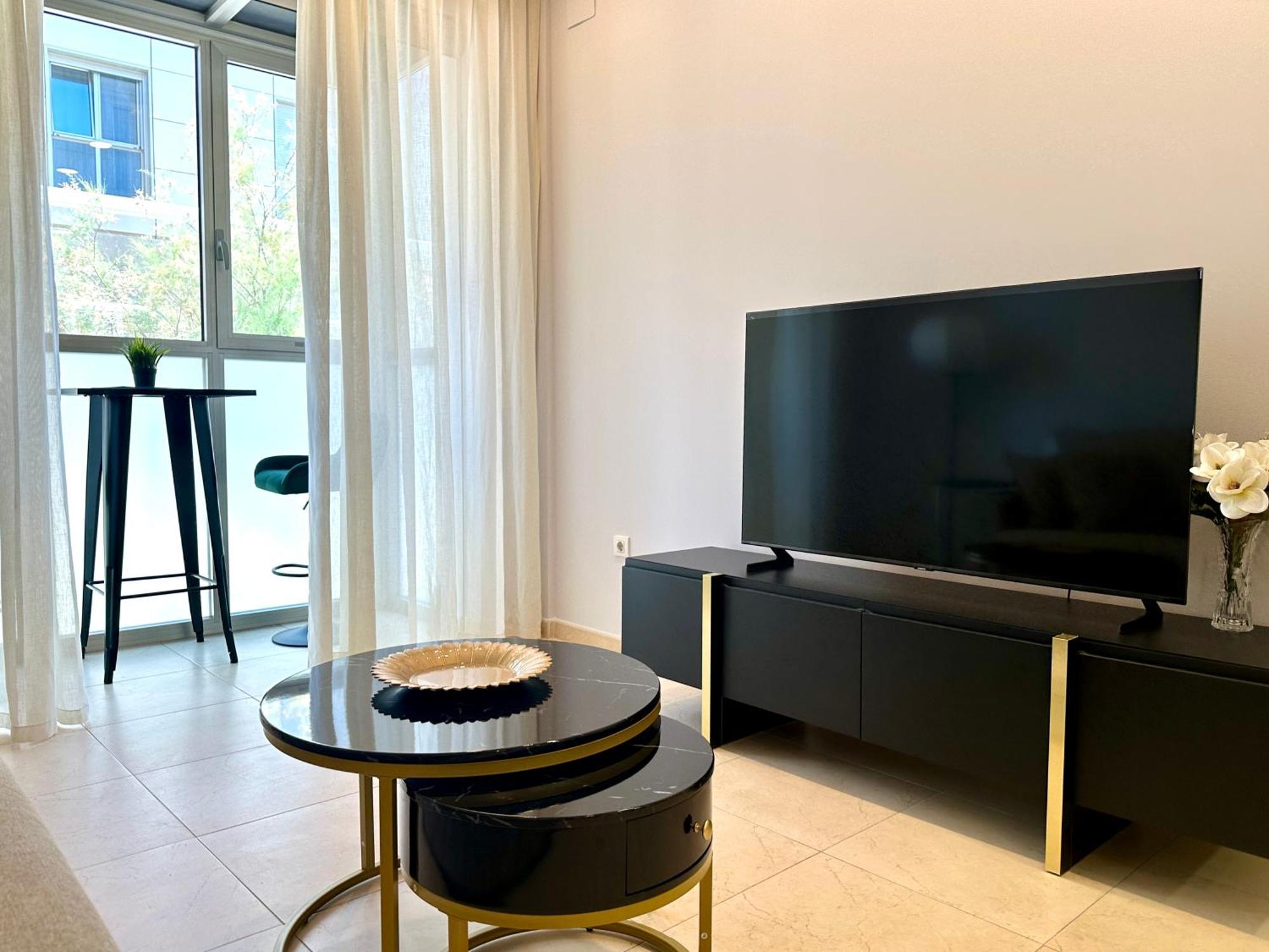Reinapart Patacona Beachfront Seaview Appartement *